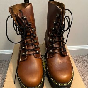 Dr. Marten Leona Boots